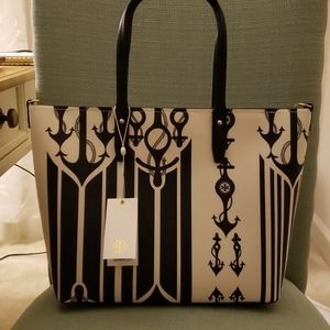 Tory Burch - NWT - Kerrington small zip tote